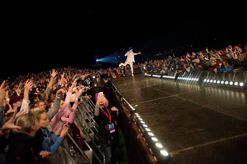 Ben Cristovao předvedl ve Žlutých lázních skvělou show plnou překvapení