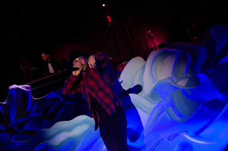 Ben Cristovao předvedl ve Žlutých lázních skvělou show plnou překvapení