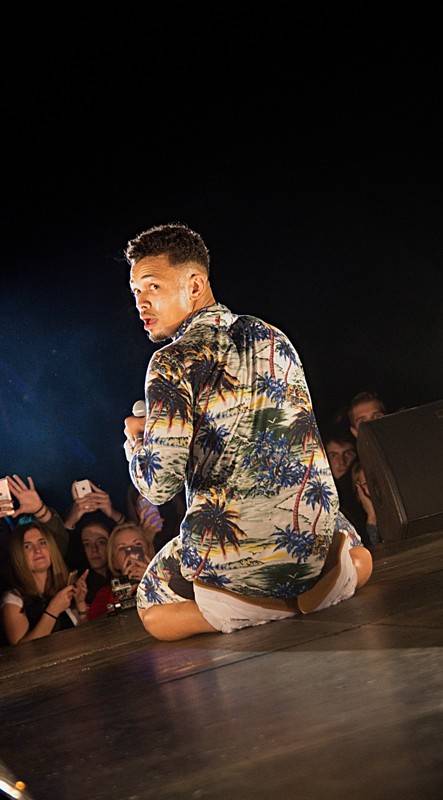 Ben Cristovao předvedl ve Žlutých lázních skvělou show plnou překvapení