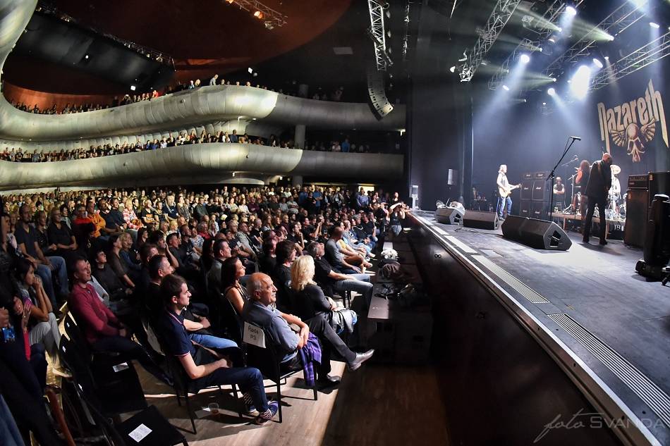 Nazareth v brněnském Sonu servírovali své největší hity 