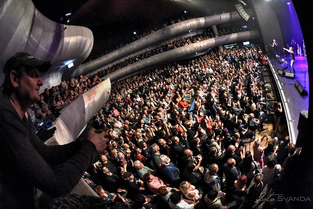 Nazareth v brněnském Sonu servírovali své největší hity 