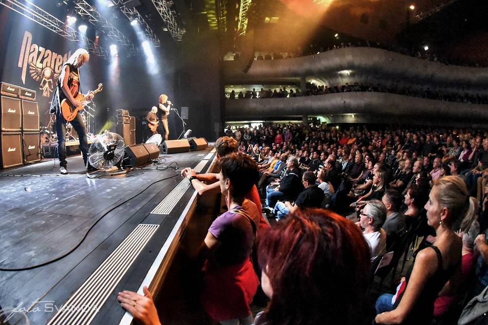 Nazareth v brněnském Sonu servírovali své největší hity 