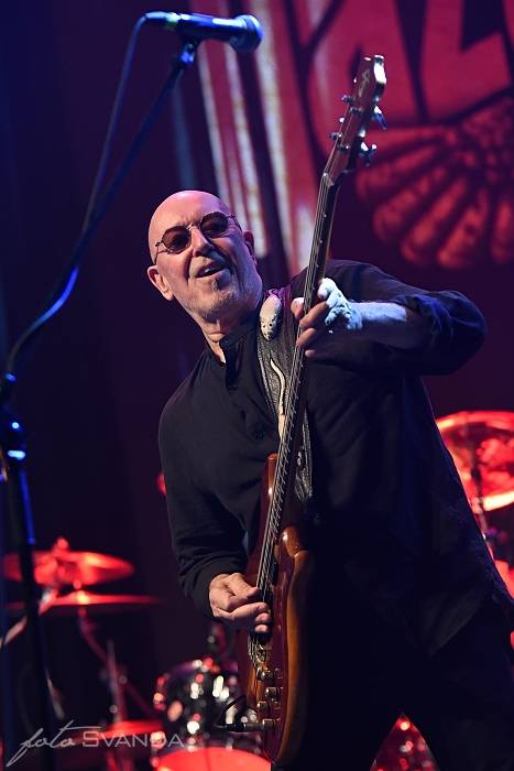 Nazareth v brněnském Sonu servírovali své největší hity 