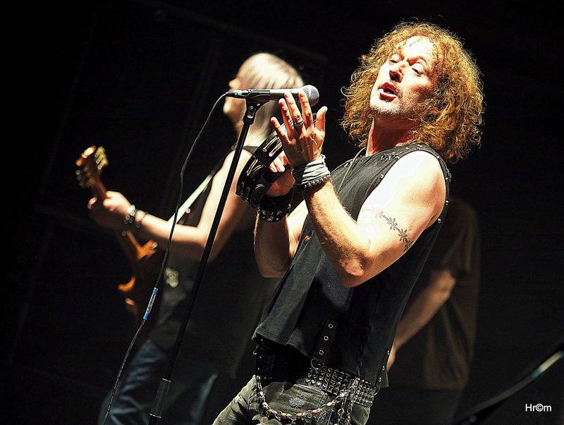 Nazareth zpívali hity Love Hurts nebo Dream On pražské Lucerně