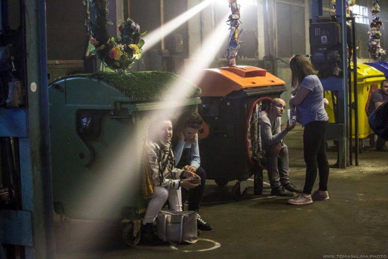 Tomáš Klus hrál v Pragovce téměř tři hodiny, jeho hosty byli Thom Artway nebo manželka Tamara