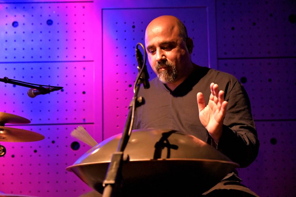 Moussa Cissokho - Jan Galega Bronnimann - Omri Hason African Project hráli v Jazz Docku