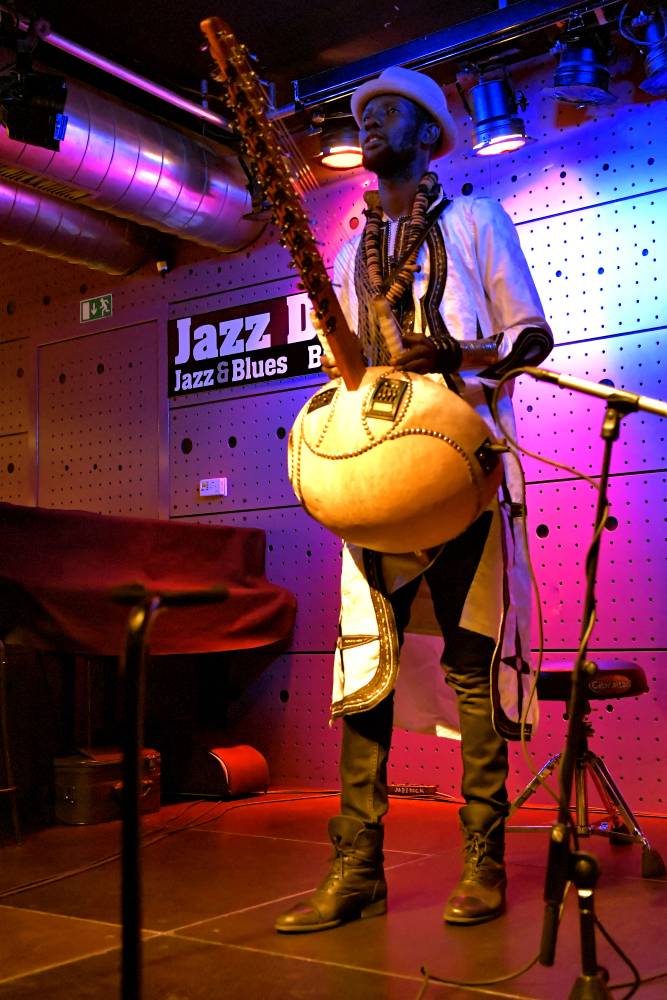 Moussa Cissokho - Jan Galega Bronnimann - Omri Hason African Project hráli v Jazz Docku