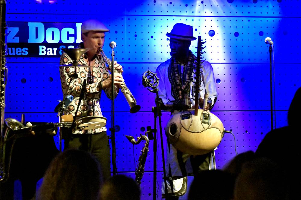 Moussa Cissokho - Jan Galega Bronnimann - Omri Hason African Project hráli v Jazz Docku
