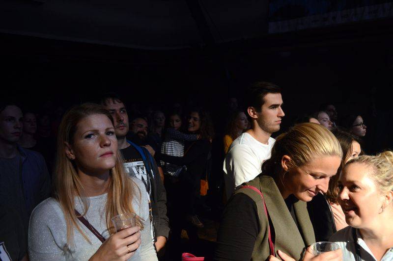 Thom Artway v Paláci Akropolis vzpomínal na cesty po světě a zahrál hned několik novinek