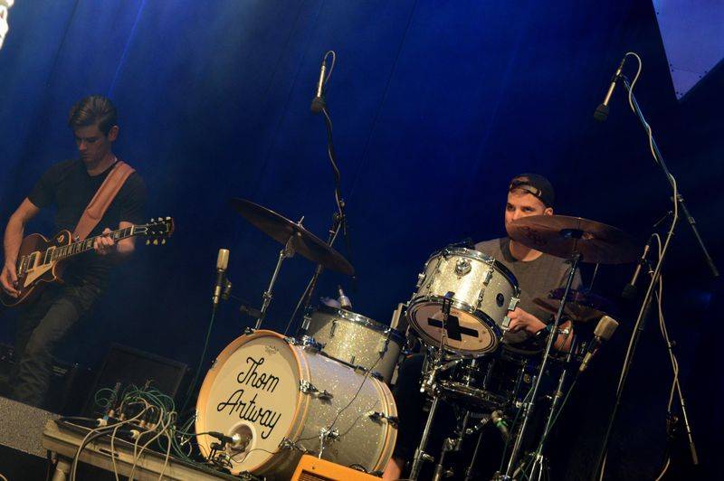 Thom Artway v Paláci Akropolis vzpomínal na cesty po světě a zahrál hned několik novinek