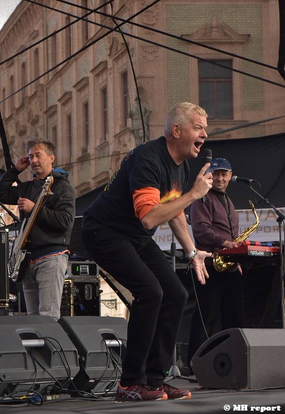 Pilsner fest: Milovníkům dobrého piva hráli Monkey Business, Mňága a Žďorp nebo Alice