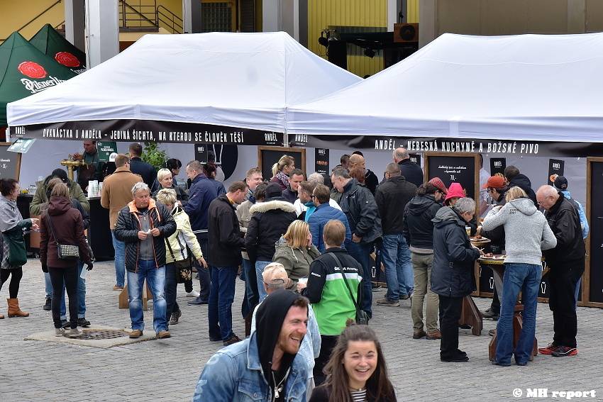 Pilsner fest: Milovníkům dobrého piva hráli Monkey Business, Mňága a Žďorp nebo Alice