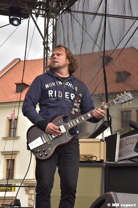 Pilsner fest: Milovníkům dobrého piva hráli Monkey Business, Mňága a Žďorp nebo Alice