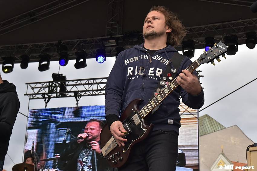 Pilsner fest: Milovníkům dobrého piva hráli Monkey Business, Mňága a Žďorp nebo Alice