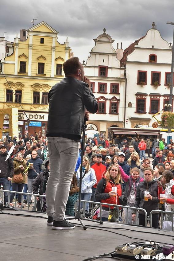Pilsner fest: Milovníkům dobrého piva hráli Monkey Business, Mňága a Žďorp nebo Alice