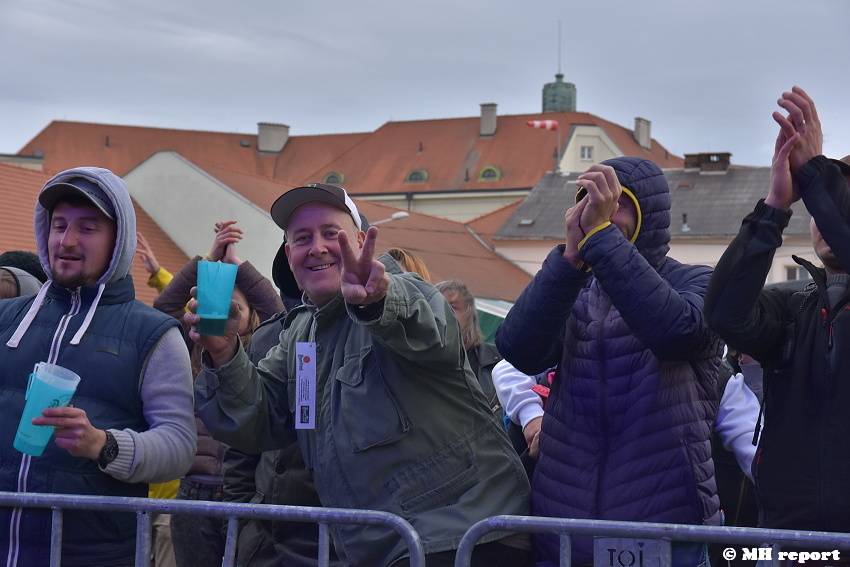 Pilsner fest: Milovníkům dobrého piva hráli Monkey Business, Mňága a Žďorp nebo Alice