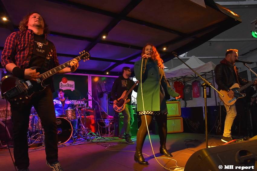 Pilsner fest: Milovníkům dobrého piva hráli Monkey Business, Mňága a Žďorp nebo Alice