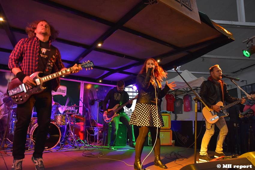 Pilsner fest: Milovníkům dobrého piva hráli Monkey Business, Mňága a Žďorp nebo Alice