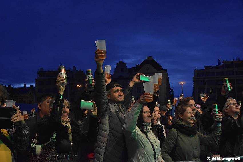 Pilsner fest: Milovníkům dobrého piva hráli Monkey Business, Mňága a Žďorp nebo Alice