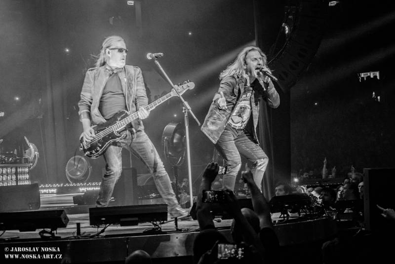 Kabát se svým turné ovládl Karlovy Vary