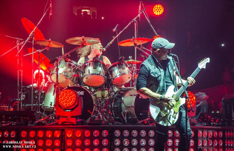 Kabát se svým turné ovládl Karlovy Vary