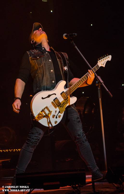 Kabát se svým turné ovládl Karlovy Vary