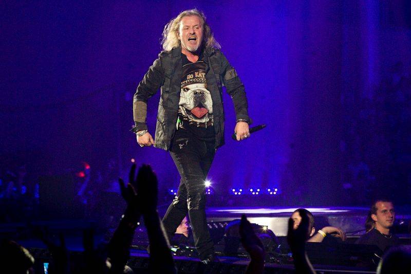 Kabát vyprodal halu i v Českých Budějovicích