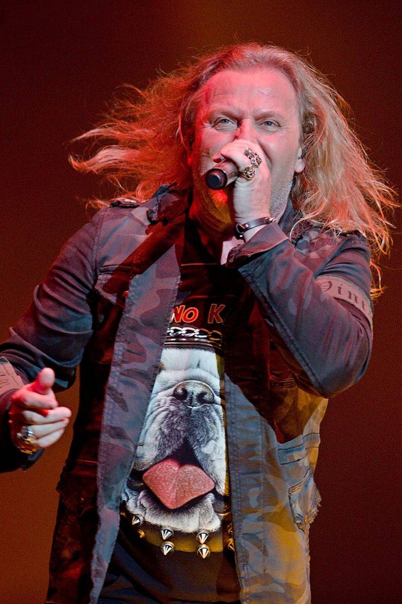 Kabát vyprodal halu i v Českých Budějovicích