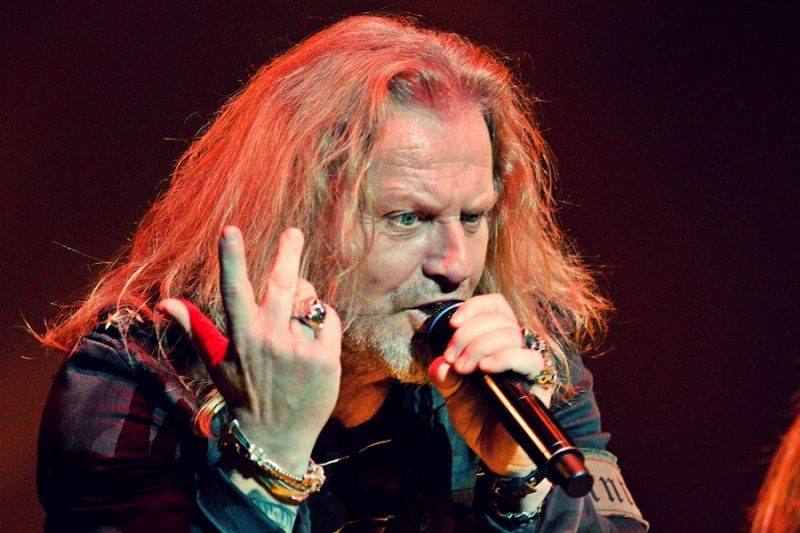 Kabát vyprodal halu i v Českých Budějovicích