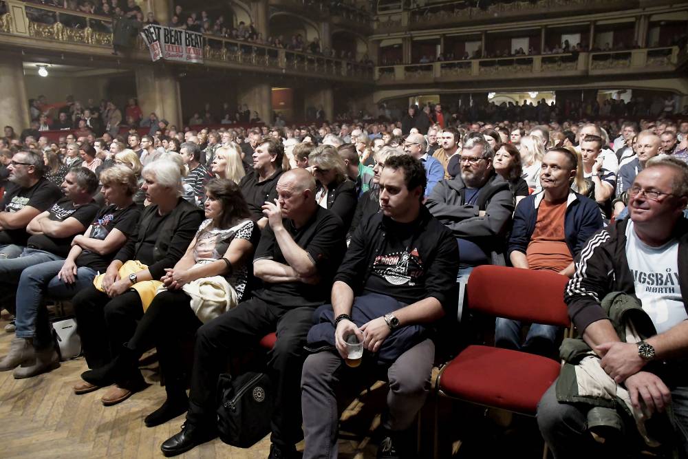 Sweet připomněli v Lucerně slavnou glamrockovou éru