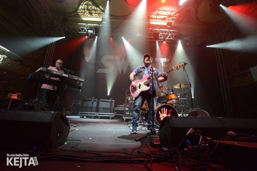 Sweet v Praze zvedali fanoušky ze sedadel