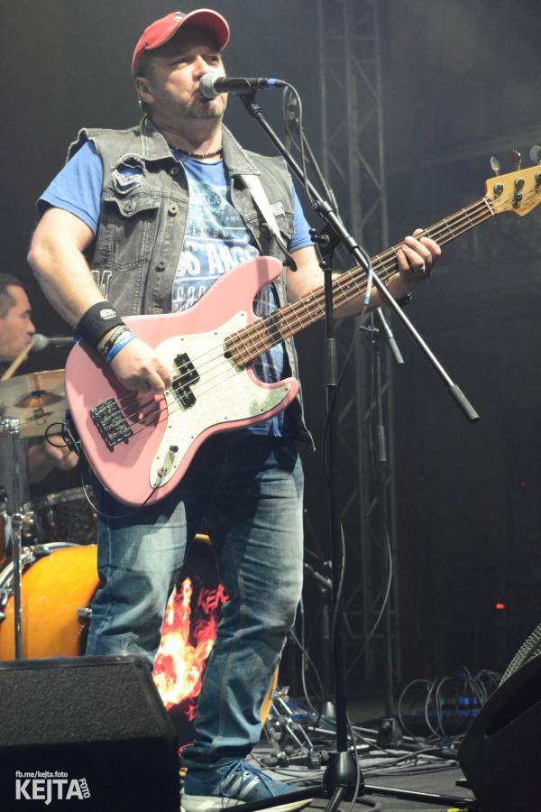 Sweet v Praze zvedali fanoušky ze sedadel