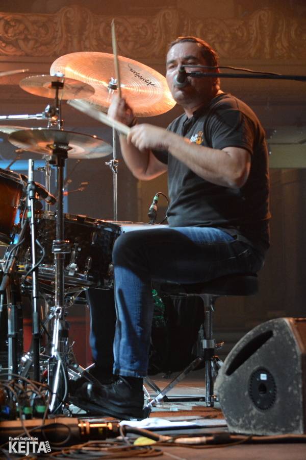 Sweet v Praze zvedali fanoušky ze sedadel