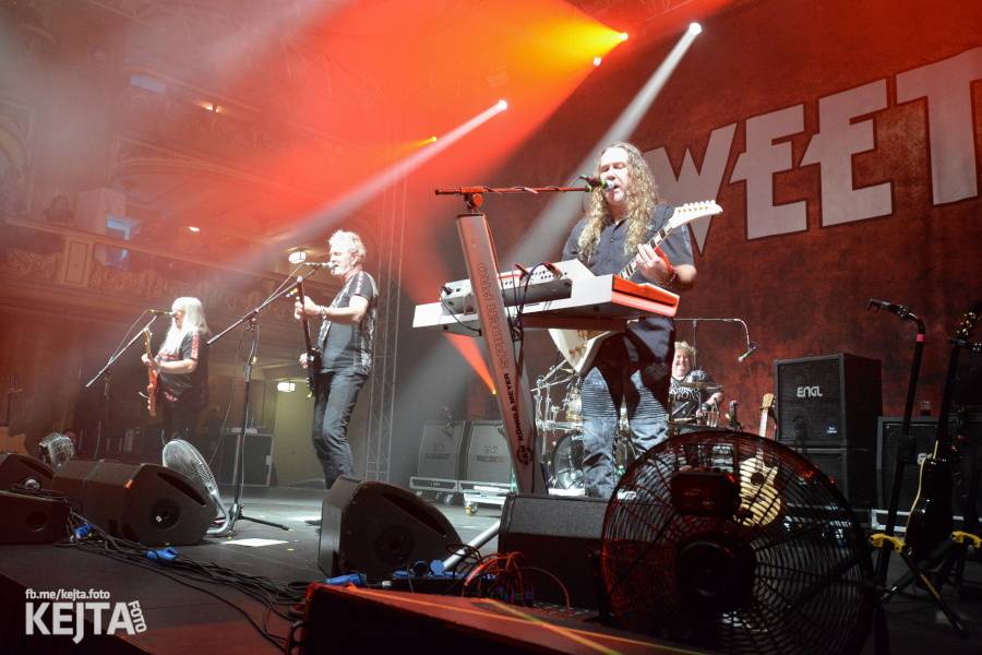 Sweet v Praze zvedali fanoušky ze sedadel