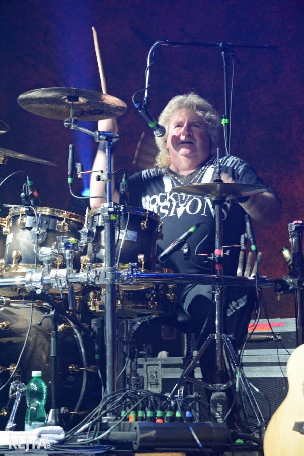 Sweet v Praze zvedali fanoušky ze sedadel