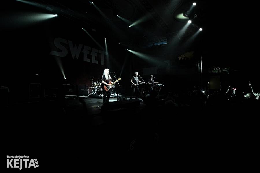 Sweet v Praze zvedali fanoušky ze sedadel