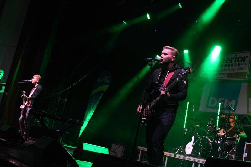 Džemfest oslavil plnoletost, hráli Tomáš Klus, Rybičky 48, Voxel nebo Pokáč