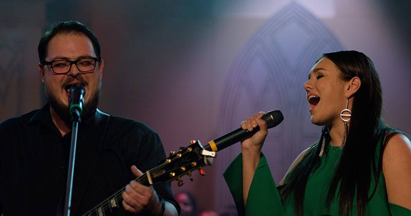 Světlo pro Světlušku rozsvítili Marek Ztracený, Anna K., Lenny nebo Ewa Farna a David Stypka