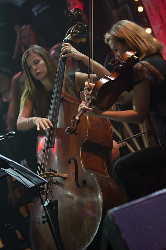 Světlo pro Světlušku rozsvítili Marek Ztracený, Anna K., Lenny nebo Ewa Farna a David Stypka