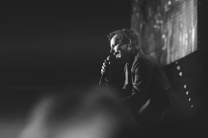 LIVE: Chinaski zahájili své dosud největší turné ve vyprodané Ostravar aréně