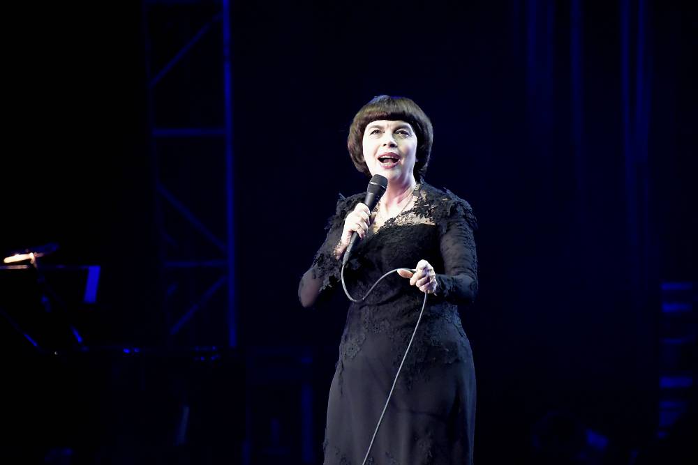 Mireille Mathieu po roce opět v Praze: Francouzské šansony zněly Kongresovým centrem