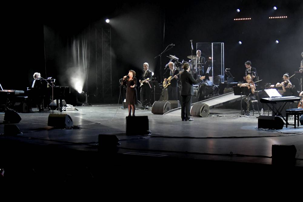 Mireille Mathieu po roce opět v Praze: Francouzské šansony zněly Kongresovým centrem