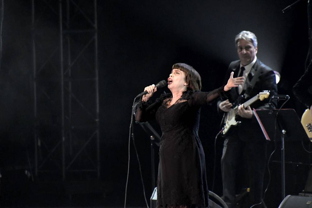 Mireille Mathieu po roce opět v Praze: Francouzské šansony zněly Kongresovým centrem