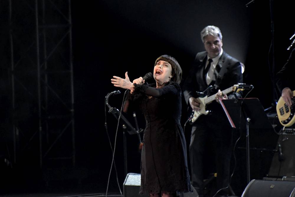 Mireille Mathieu po roce opět v Praze: Francouzské šansony zněly Kongresovým centrem