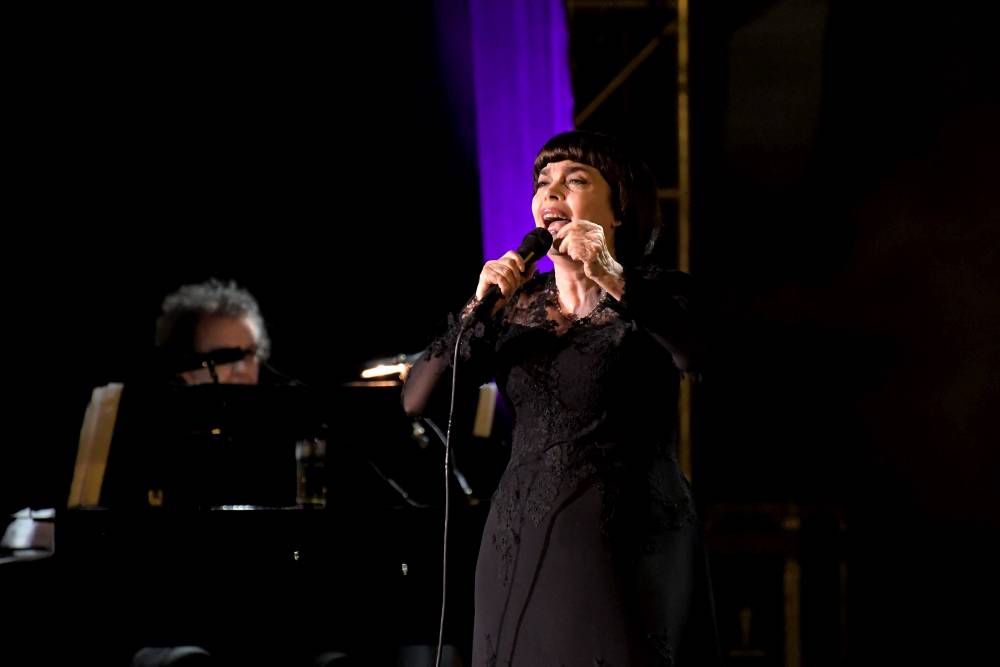 Mireille Mathieu po roce opět v Praze: Francouzské šansony zněly Kongresovým centrem