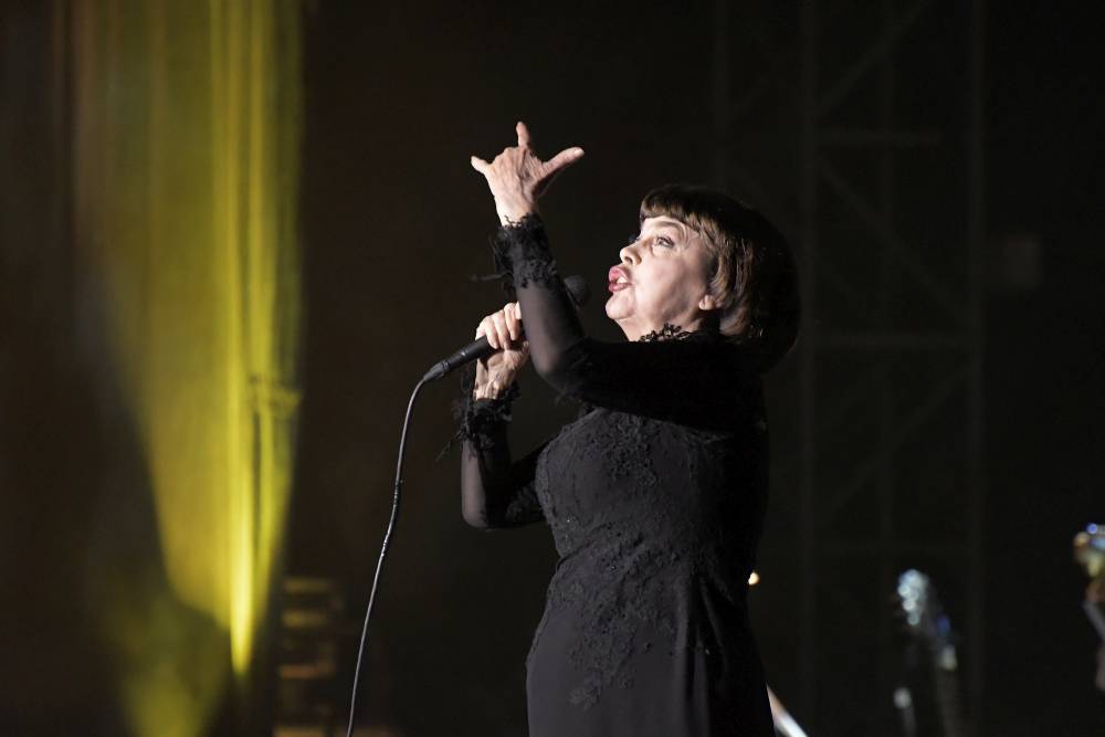 Mireille Mathieu po roce opět v Praze: Francouzské šansony zněly Kongresovým centrem