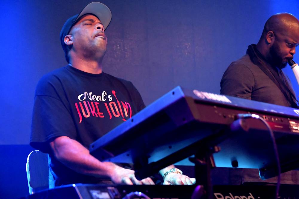 Bluefest se po roce vrátil do Lucerna Music Baru, zahráli Kenny Neal nebo Anthony Gomes