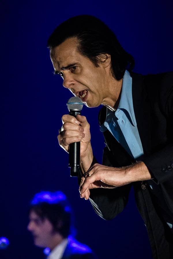 Nick Cave zasel na pražském koncertě tíživou melancholii
