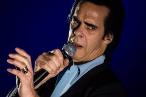 Nick Cave zasel na pražském koncertě tíživou melancholii
