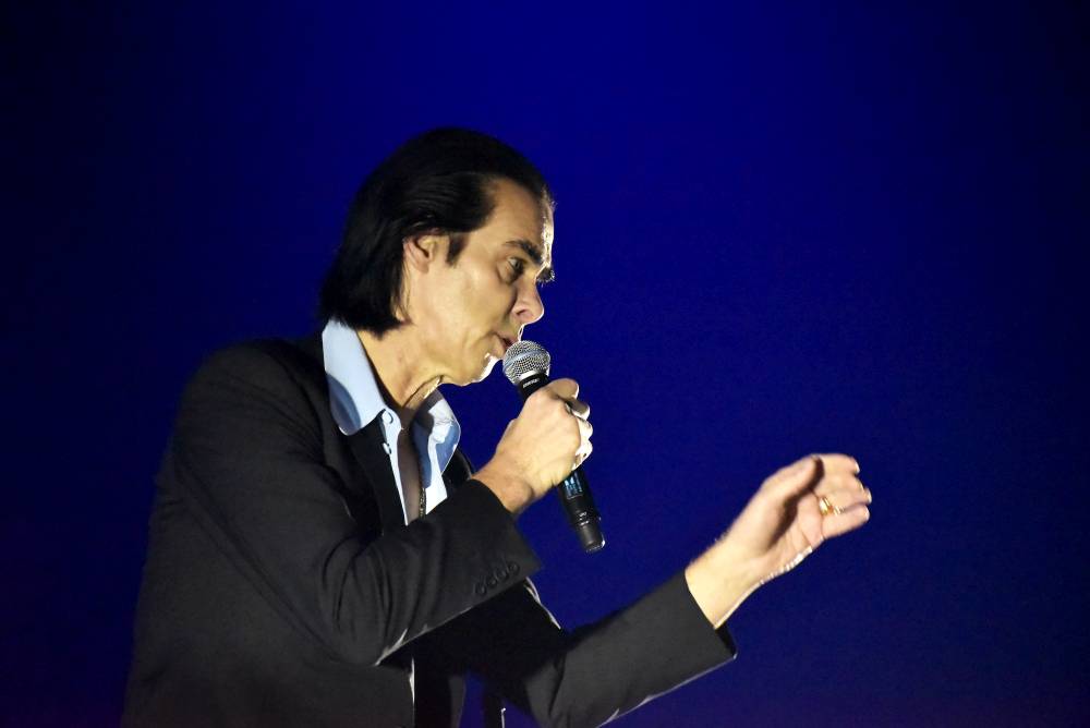 Uhrančivý Nick Cave v Praze druhým objektivem